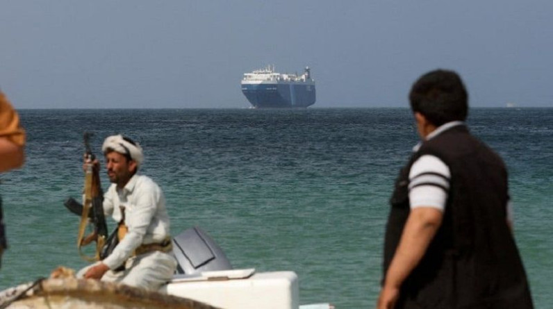 "أمبري": هجوم صاروخي على سفينة ترفع علم مالطا بالبحر الأحمر